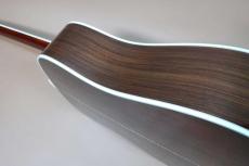 Guild D-55 / G-Mark Head Inlay・Original Peg・V-Block Abalone Fingerboard Inlay・Ebony Fingerboard and Bridge・Solid AA Sitka Spruce Top・Solid Indian Rosewood Side and Back【With Original Hard Case】2014年製_4