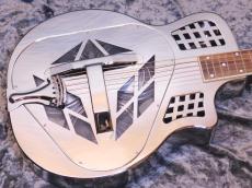 Republic Guitars Tricone Cutaway Polished Nickel Finish_3