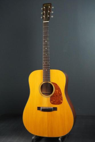 Martin D-18