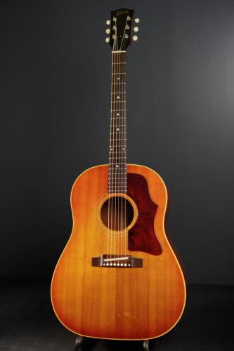Gibson J-45 CS
