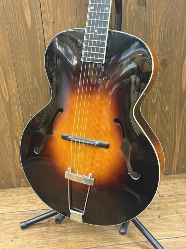 The Loar LH-600 VS
