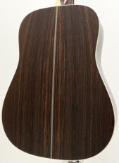 Martin HD-28 Standard_3