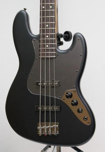 Fender Made in Japan Hybrid II 2026 Collection Jazz Bass Satin Metallic / Matte Phantom Black