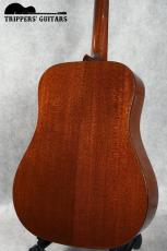 Martin D-18 (1965) サウンド、コンディション共に素晴らしい1965年製のD-18!60年代中期らしい艶のある美しいサウンドで、良く鳴る1本です!_5