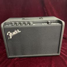 Fender Mustang GT40_2