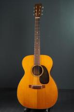Martin 000-18