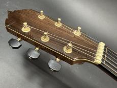 Ervin Somogyi Small Jumbo SJ Jacaranda / Florentine Cutaway・European Spruce Top・Jacaranda Side and Back・Vertical Inlay・Ebony Fingerboard and Jacaranda Bridge・Honduras Mahogany Neck・Clear Pick guard 2001年製_8