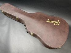 Gibson J-45 EB / Spruce Top・Mahogany Side and Back・Original Peg・Mahogany Neck・2-Ring Rosette・Rosewood Fingerboard and Bridge・Adjustable Bridge・Large White Pick guard【With Original Case】2021年製　_17