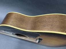 Gibson J-45 1957年製 / Spruce Top・Mahogany Side and Back・Kluson Singles Line Peg・Jacaranda Fingerboard & Bridge・Mahogany Neck・1-Ling Rosette・Adjustable Ceramic Saddle・Large Thin Pick guard 【With Hard Case 】_5
