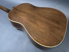 Gibson J-45 1957年製 / Spruce Top・Mahogany Side and Back・Kluson Singles Line Peg・Jacaranda Fingerboard & Bridge・Mahogany Neck・1-Ling Rosette・Adjustable Ceramic Saddle・Large Thin Pick guard 【With Hard Case 】_7