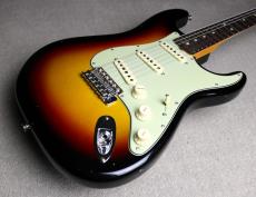 Fender Custom Shop 【3.56kg】2021 Collection Time Machine 1963 Stratocaster Journeyman Relic -3 Color Sunburst-