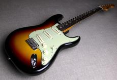 Fender Custom Shop 【3.56kg】2021 Collection Time Machine 1963 Stratocaster Journeyman Relic -3 Color Sunburst-_3
