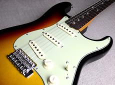 Fender Custom Shop 【3.56kg】2021 Collection Time Machine 1963 Stratocaster Journeyman Relic -3 Color Sunburst-_5