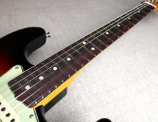 Fender Custom Shop 【3.56kg】2021 Collection Time Machine 1963 Stratocaster Journeyman Relic -3 Color Sunburst-_6