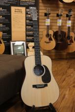 Martin DJr-10-02
