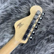 Squier Paranormal Electric VI 3-Color Sunburst_9