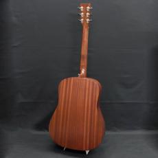 Martin D-15E_3