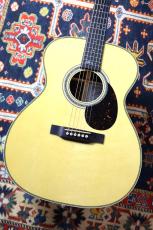 Martin 【ベアクロウトップ・美杢目ローズ個体】OMJM  #3077955 2026年製個体【無金利キャンペーン】