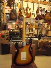 Fender Custom Shop 63 Stratocaster Relic (2012)_3