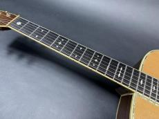 Martin OM-45 150th Anniversary 1983 / Torch Inlay・Sitka Spruce Top・Indian Rosewood Side and Back・Style -45 Abalone Trim and Rosette・Snow Flakes Inlay・Mahogany Neck・Ebony Fingerboard and Bridge_9