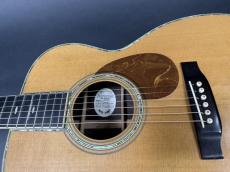 Martin OM-45 150th Anniversary 1983 / Torch Inlay・Sitka Spruce Top・Indian Rosewood Side and Back・Style -45 Abalone Trim and Rosette・Snow Flakes Inlay・Mahogany Neck・Ebony Fingerboard and Bridge_12