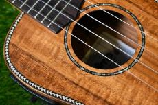 Uma Ukulele UK-15SC-E Concert_9
