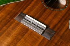 Uma Ukulele UK-15SC-E Concert_12
