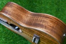 Uma Ukulele UK-15SC-E Concert_15