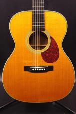 Martin OM-28V