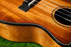 Uma Ukulele UK-17SC-E Concert_9
