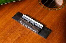 Uma Ukulele UK-17SC-E Concert_11