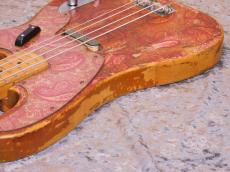 Fender Pink Paisley Telecaster Bass_14