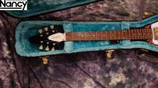 Epiphone JIMI HENDRIX PAINTED V Epiphone Inspired by Gibson Custom Shop Jimi Hendrix "Love Drops" Flying_4