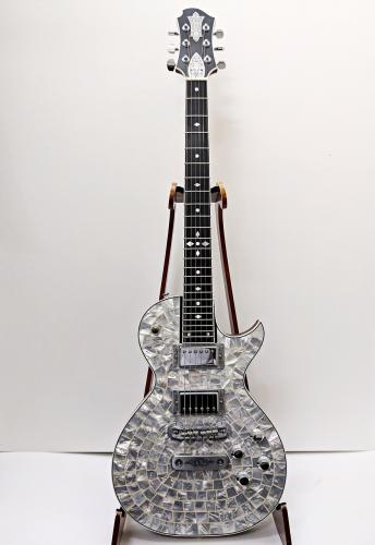 ZEMAITIS THE PORTRAIT Pearl Front Ultimate White 2H