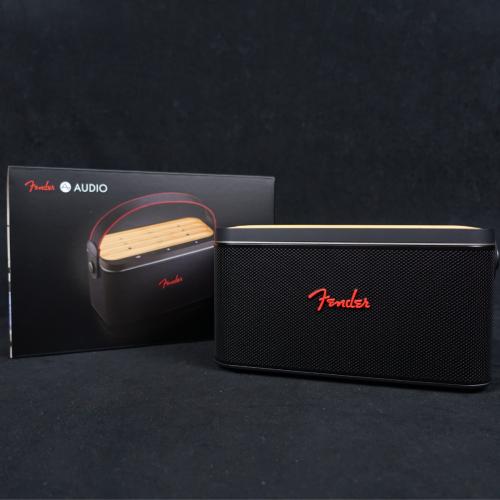 Fender Audio RIFF Bluetooth Speaker