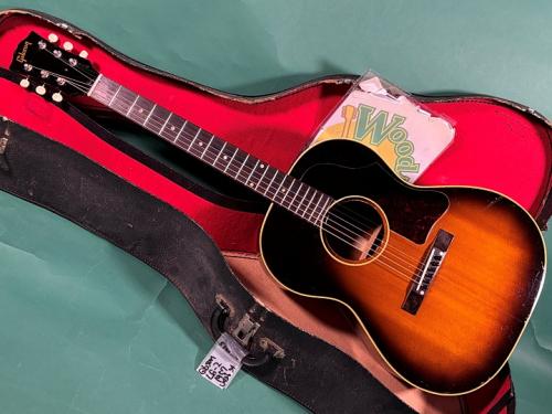 Gibson  LG-2