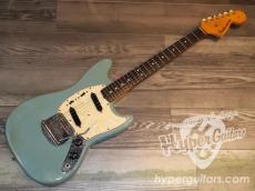 Fender '66 Mustang