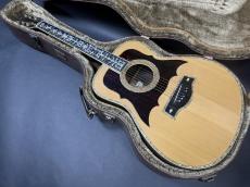 YAMAHA Fork Custom 1 / L-51 Style Body・Original Peg・Spruce Top・Jacaranda Side・Jacaranda  and Maple 3P-Back・L-52 Head・Pearl Oyster Fingerboard Inlay・Abalone Trim and Rosette・Bridge Inlay・ADJ Bridge【With Orig