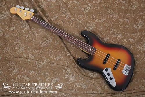 Fender Japan 2000's JB62 Fretless Lefty