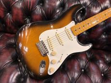 Fender American Vintage 1957 Stratocaster with New Neck / 2Color Sunburst 【3.47kg】_3