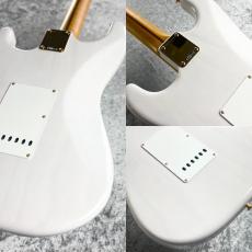 Fender FSR Limited Edition American Vintage II 1957 Stratocaster 3A Flame Neck / White Blonde [3.57kg]_8