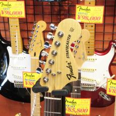 Fender Japan ST72_4