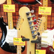Fender Japan ST72_5