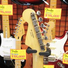 Fender Traditional II 60s Stratocaster_4
