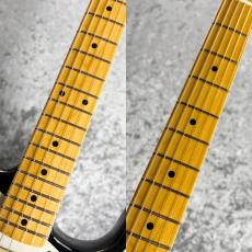 Fender 【ちょい傷特価】American Vintage II 1957 Stratocaster / 2Color Sunburst #V2434247 ≒3.54kg_4