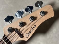 Three Dots JB/R_8
