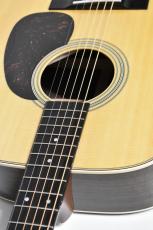 Martin D-28 #2915348【指板の色味が黒々とした個体】_2