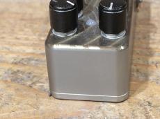 One Control Anodized Brown Distortion 4K_4
