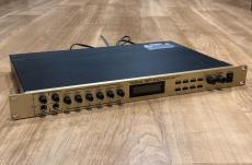 Roland GP-100 Guitar Preamp/Processor 
