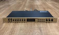 Roland GP-100 Guitar Preamp/Processor _2